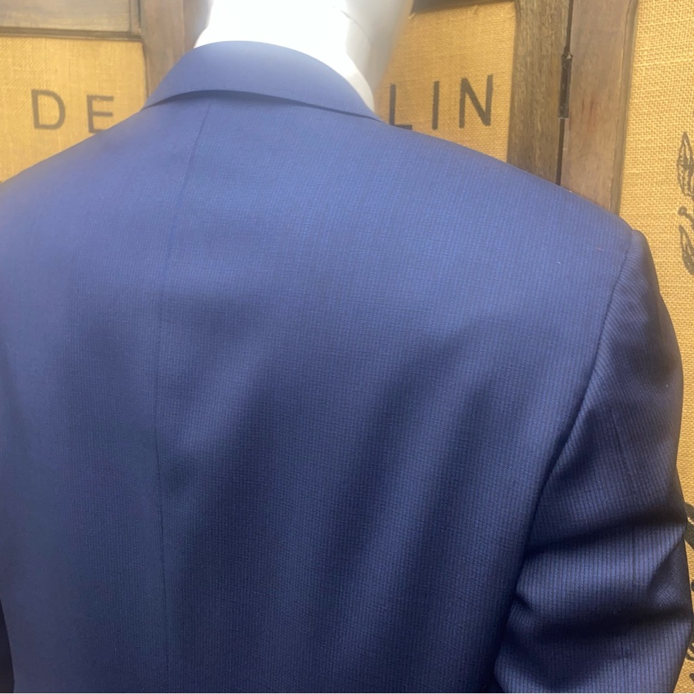 Canali Blue Blazer, 54R (US Equivalent 44R) - Picture 6 of 9